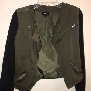 XS Mossimo Green/ Black jacket. Super cute